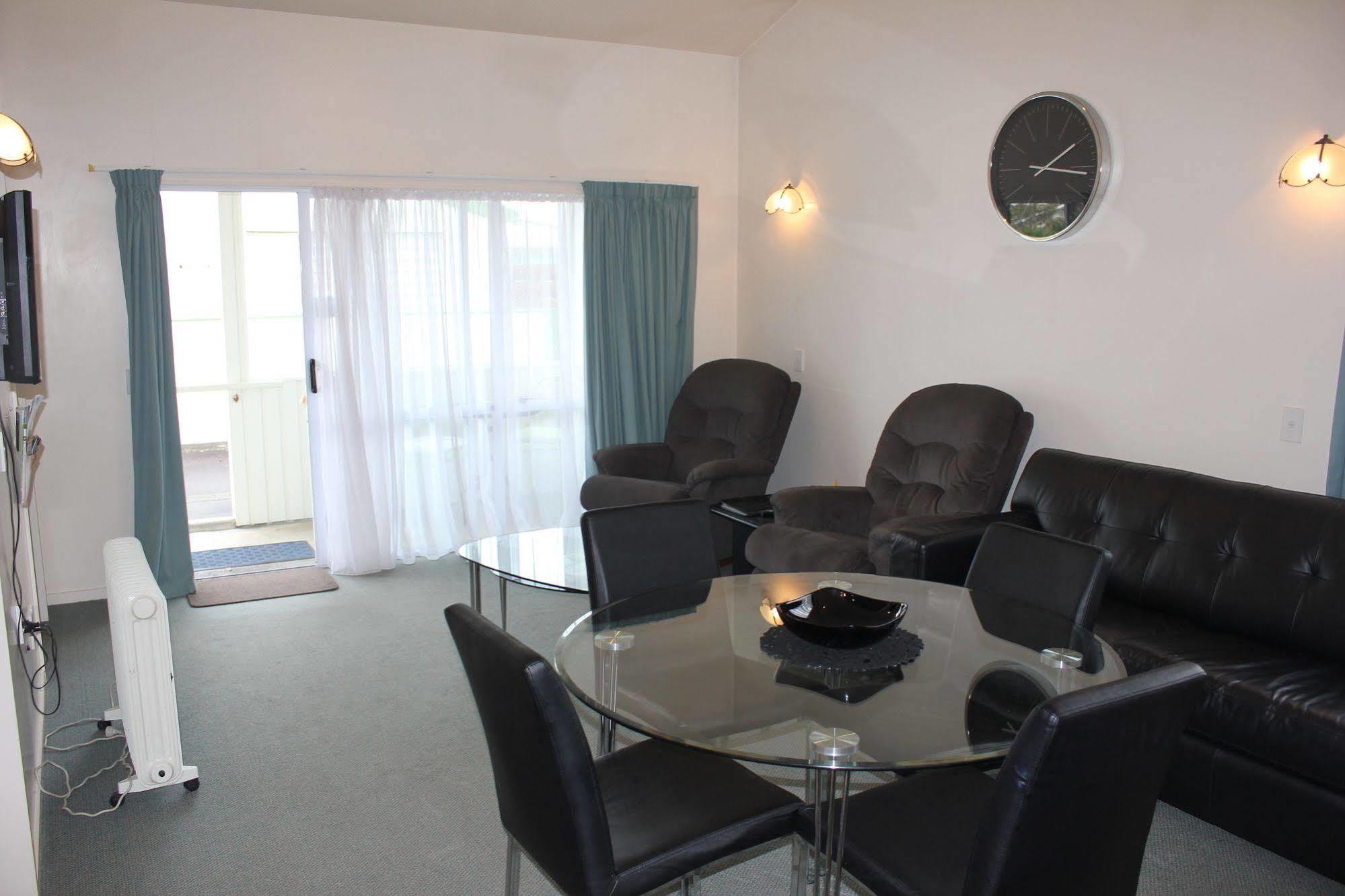 Acorn Estate Motel Masterton Eksteriør bilde