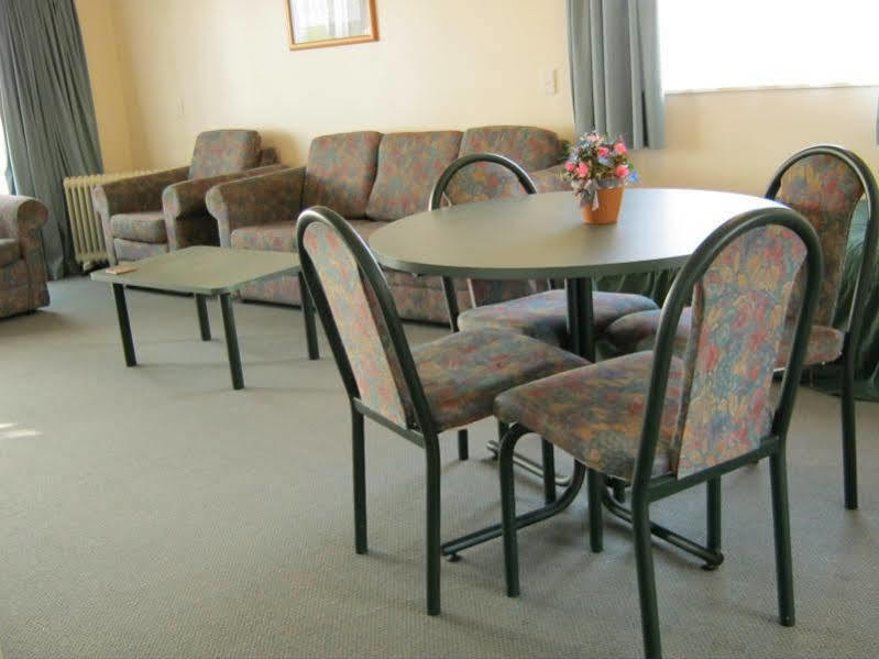 Acorn Estate Motel Masterton Eksteriør bilde
